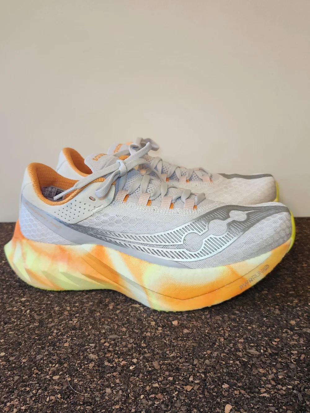 Saucony Endorphin Pro 4 Running Shoes Womens Size 9